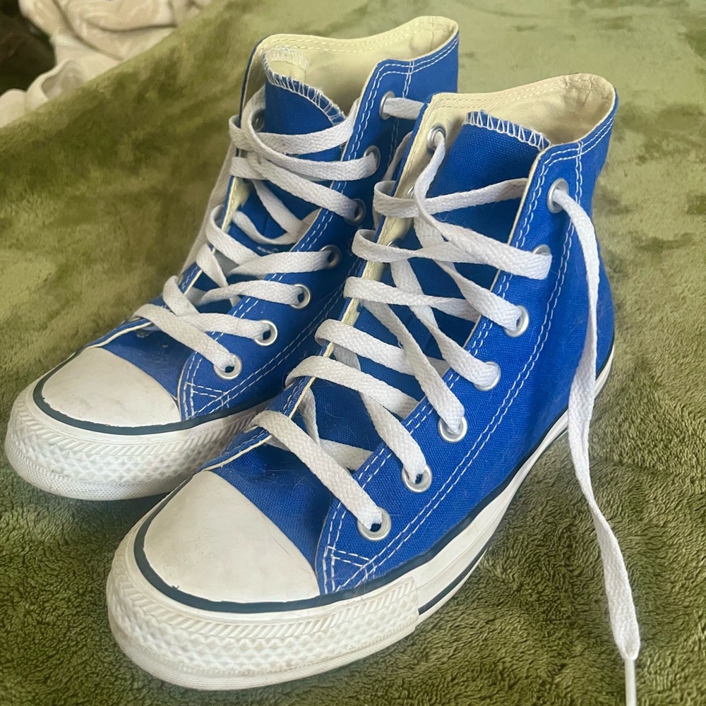 Blue Converse High-Top Sneakers - Picture 3 of 6